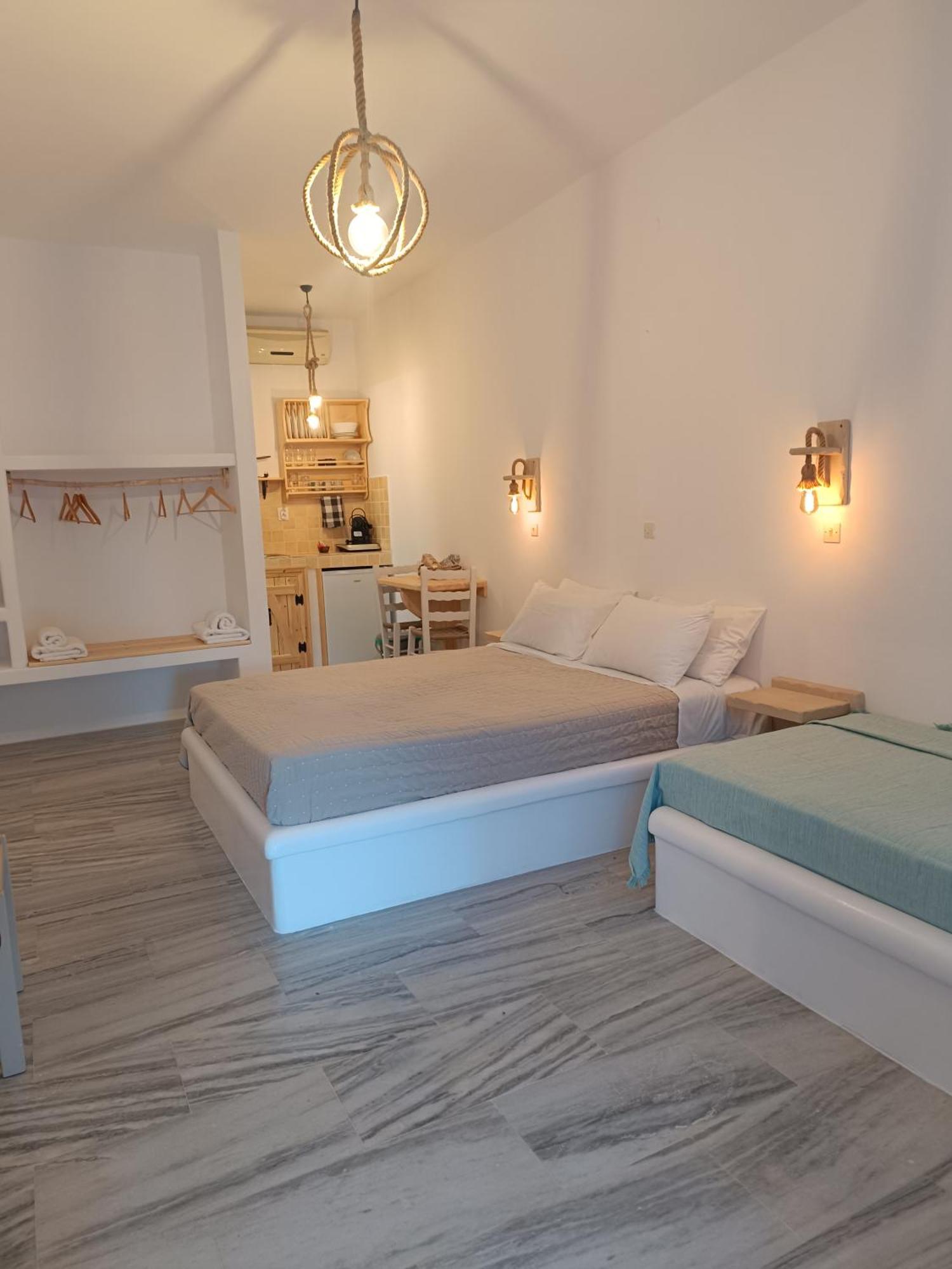 Athina Studio Apartments Kerveli Exterior foto